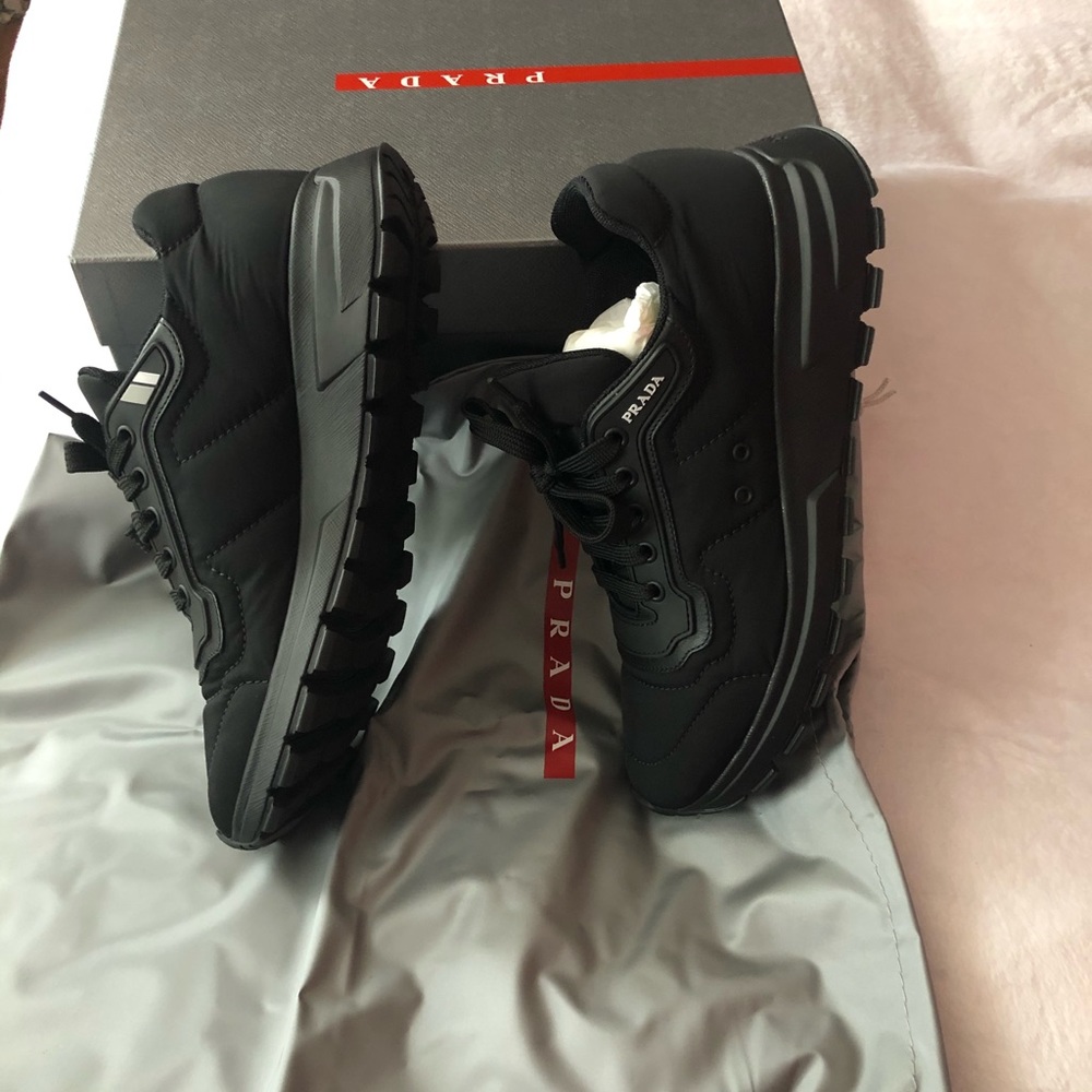 Black Prada Sneakers Sz(6 1/2) mens,8 1/2-9 womens
